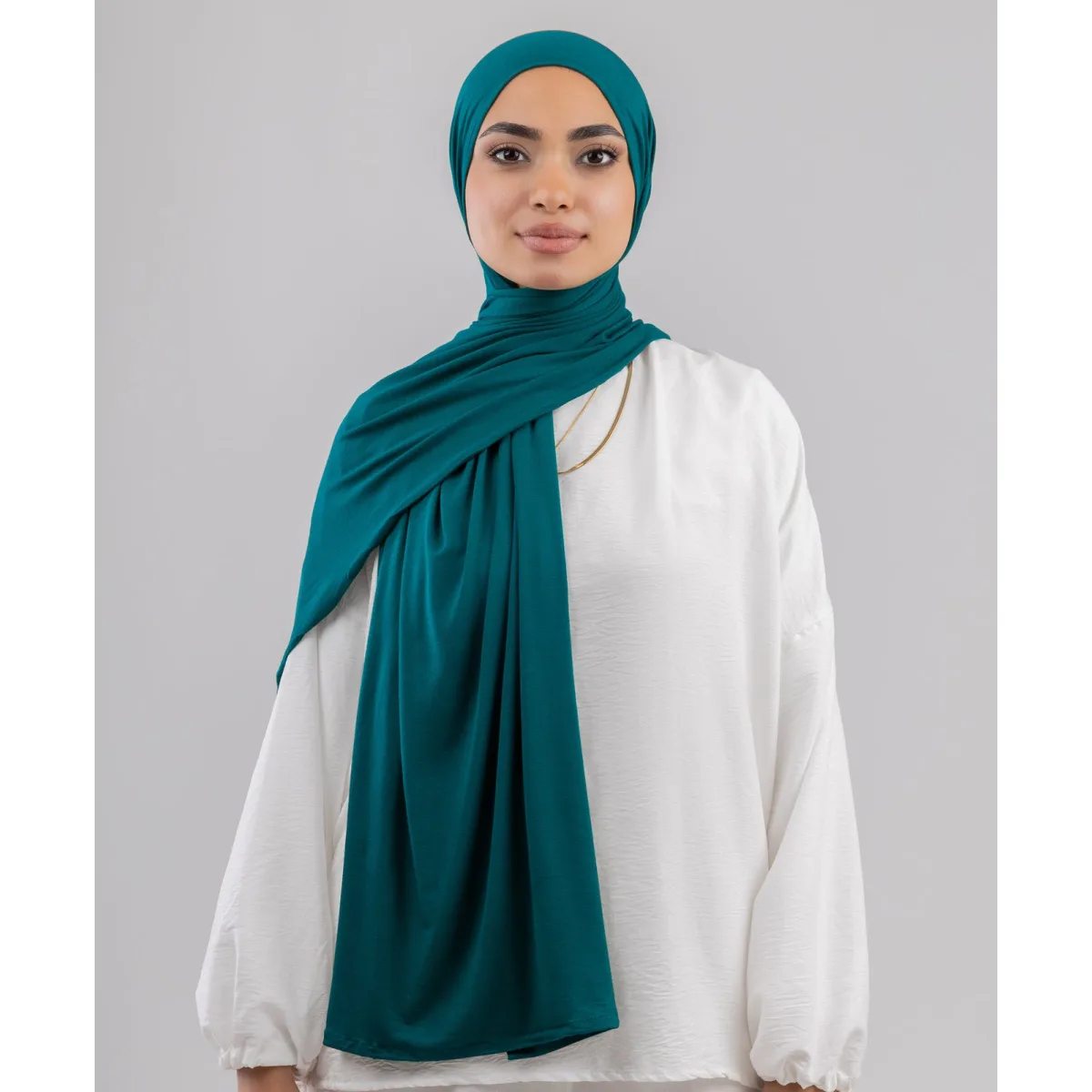 طرحة قطن ليكرا سادة من لو فوال