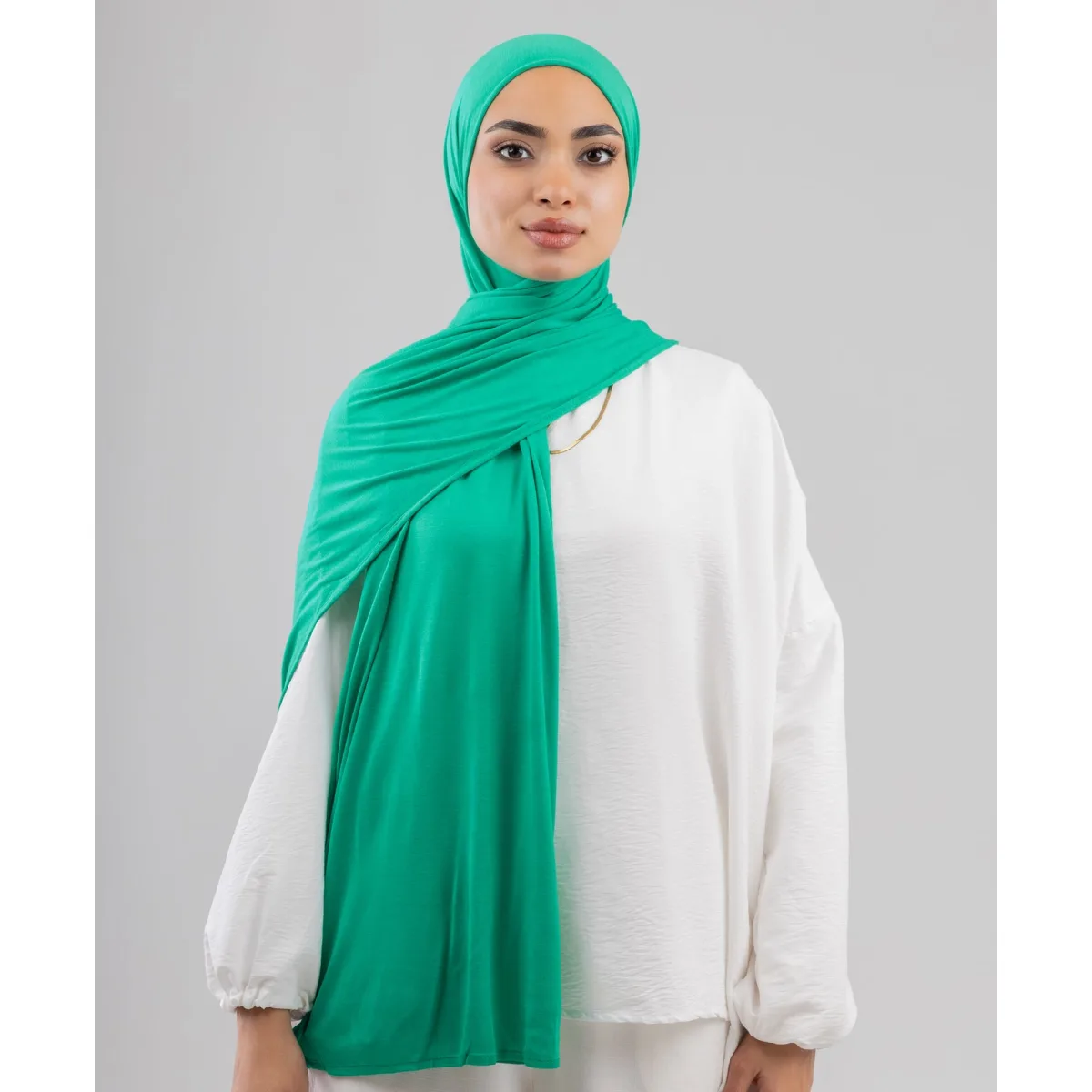 طرحة قطن ليكرا سادة من لو فوال