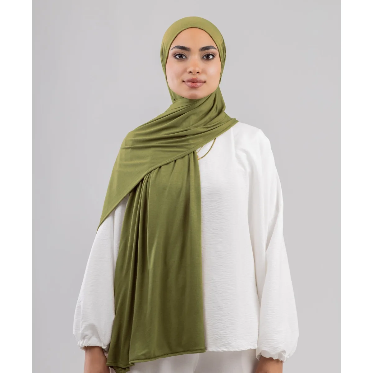 طرحة قطن ليكرا سادة من لو فوال