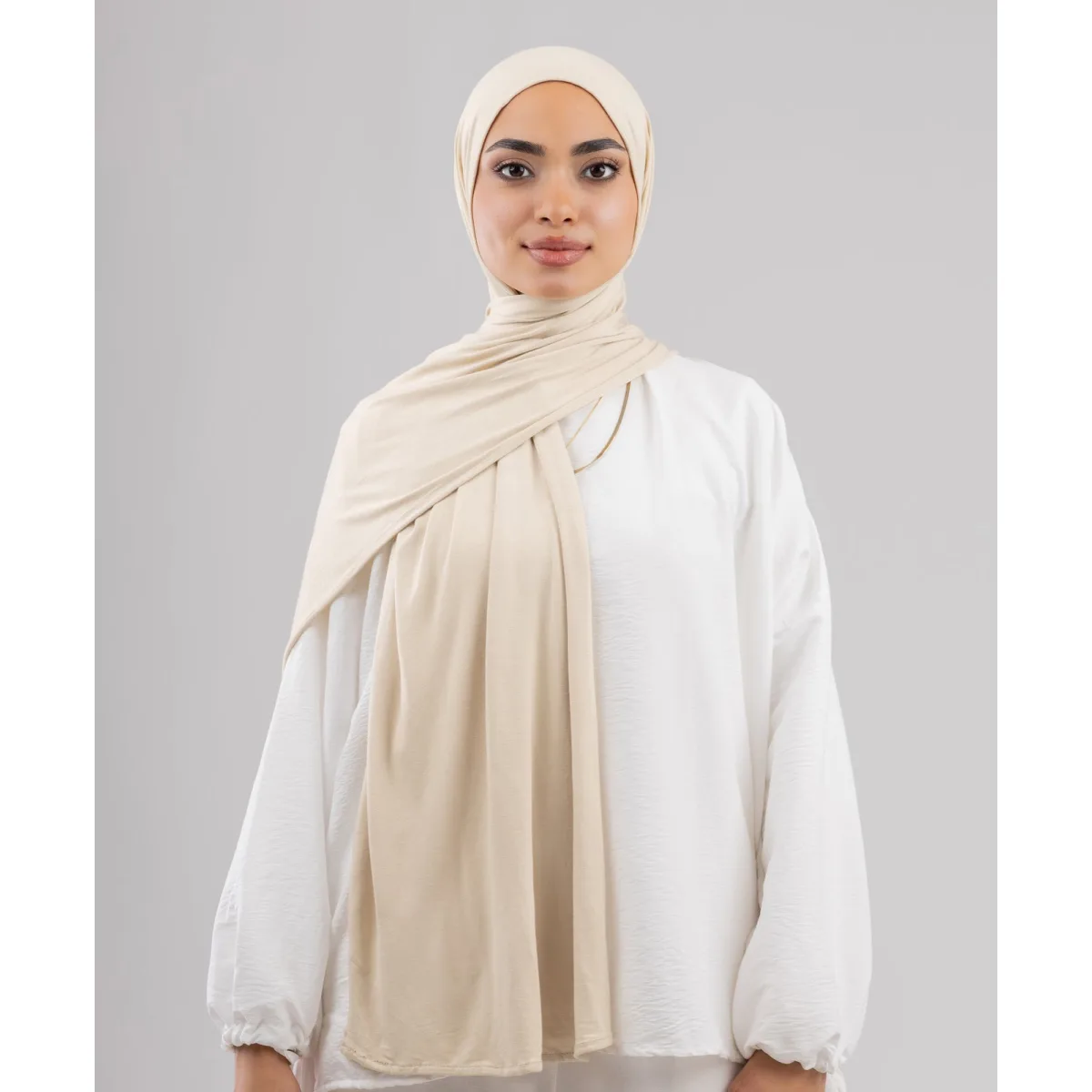 طرحة قطن ليكرا سادة من لو فوال