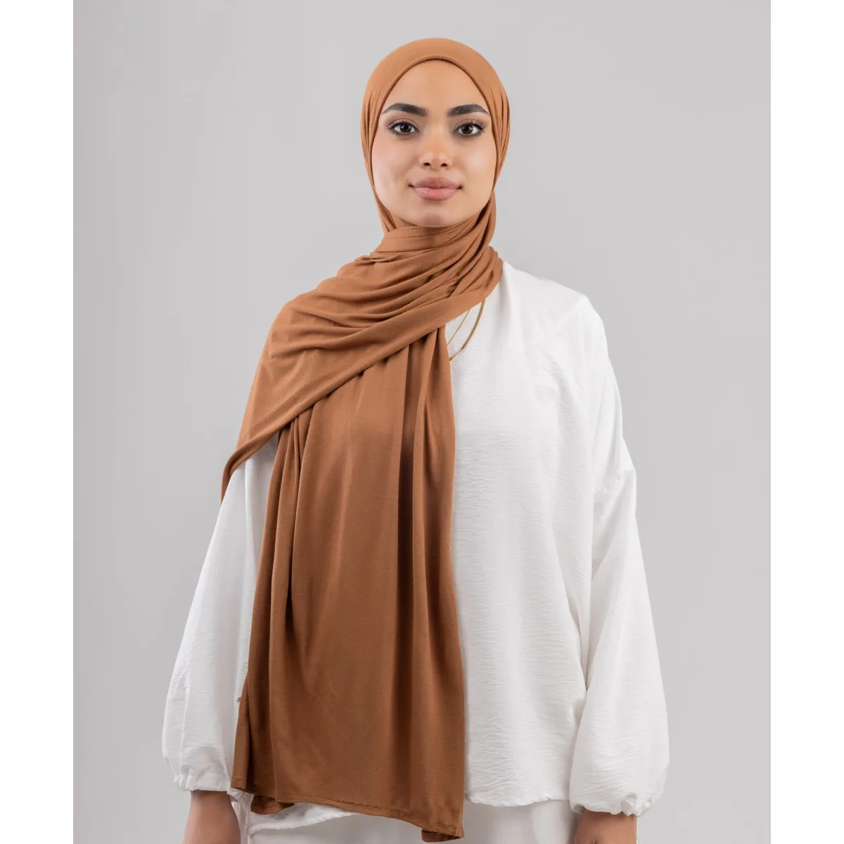 طرحة قطن ليكرا سادة من لو فوال