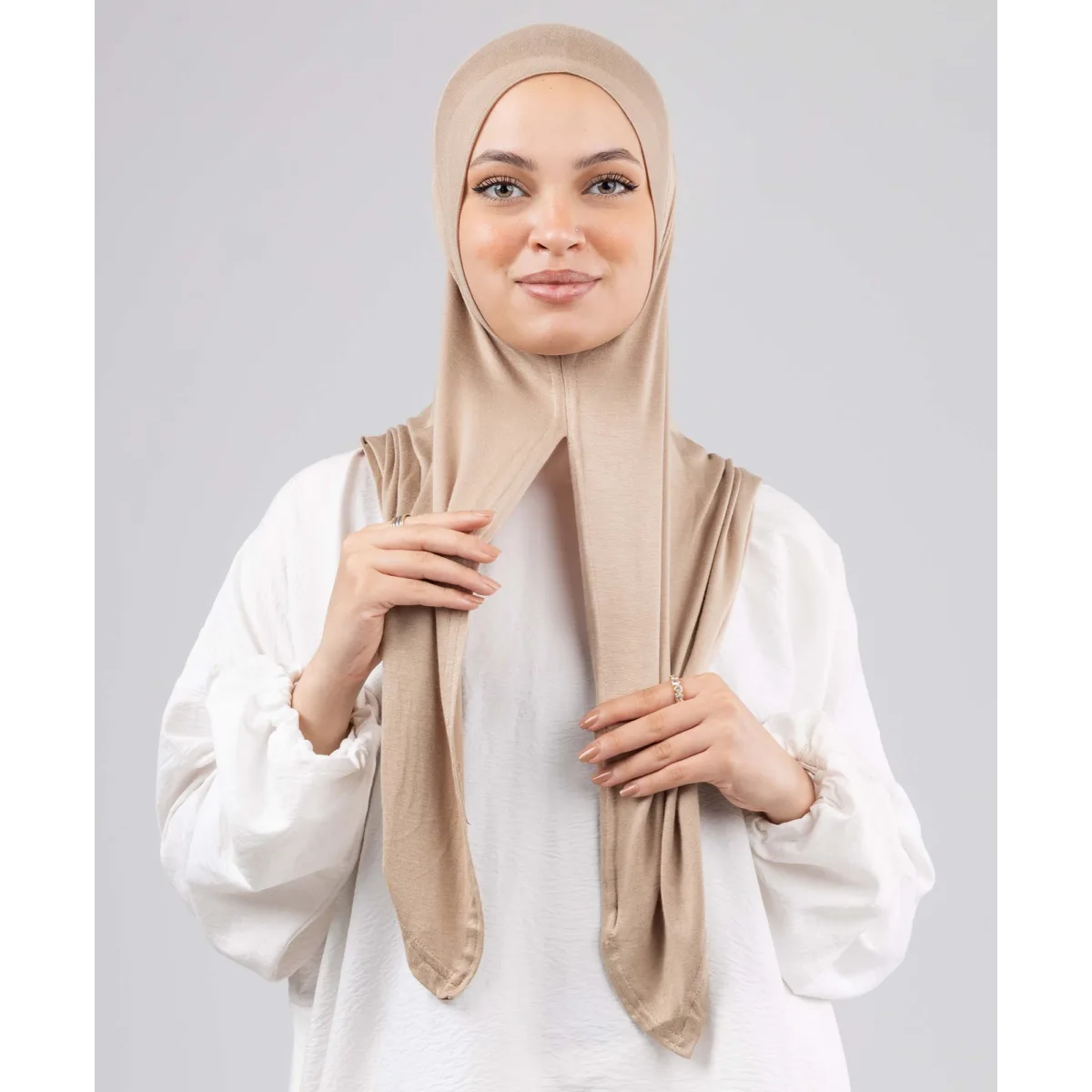 Le Voile Quick Wrap Scarf