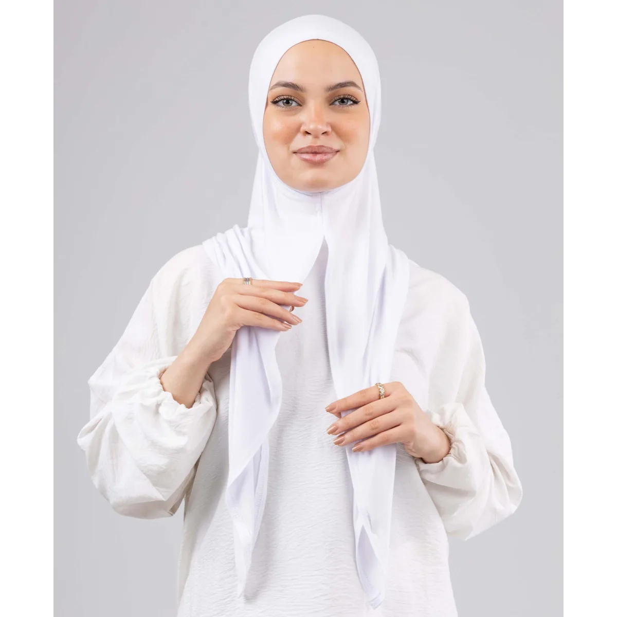 Le Voile Quick Wrap Scarf