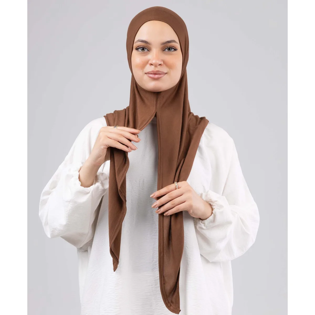 Le Voile Quick Wrap Scarf