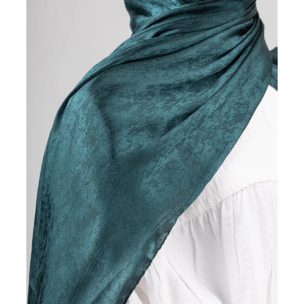 Le Voile Glossy Satin Scarf