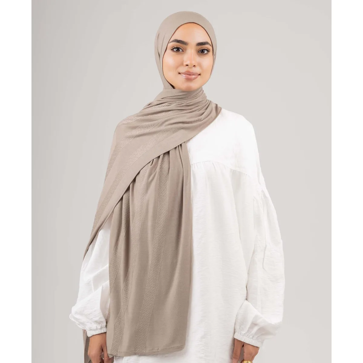 Le Voile Woven Kuwaiti Scarf