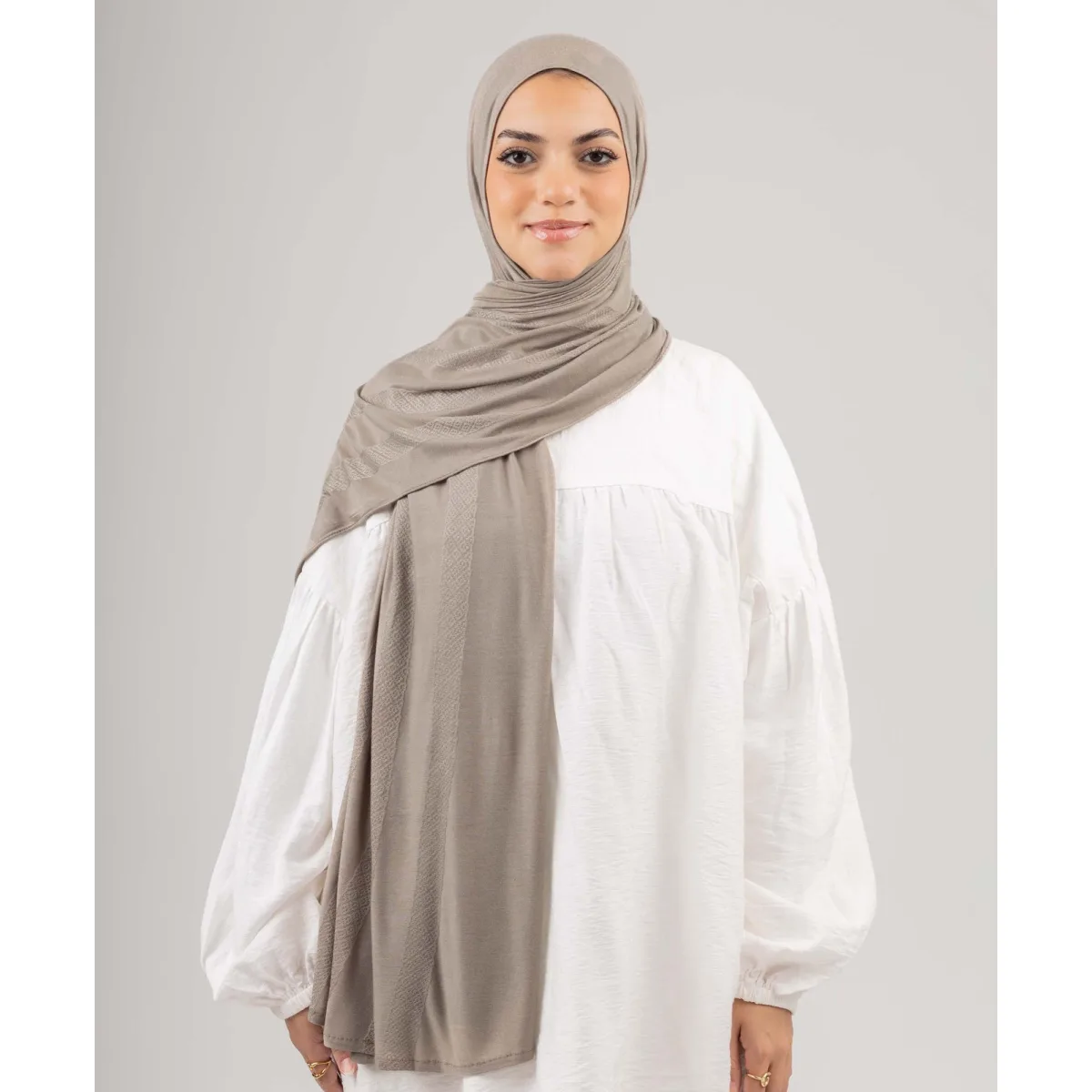 Le Voile Woven Kuwaiti Scarf
