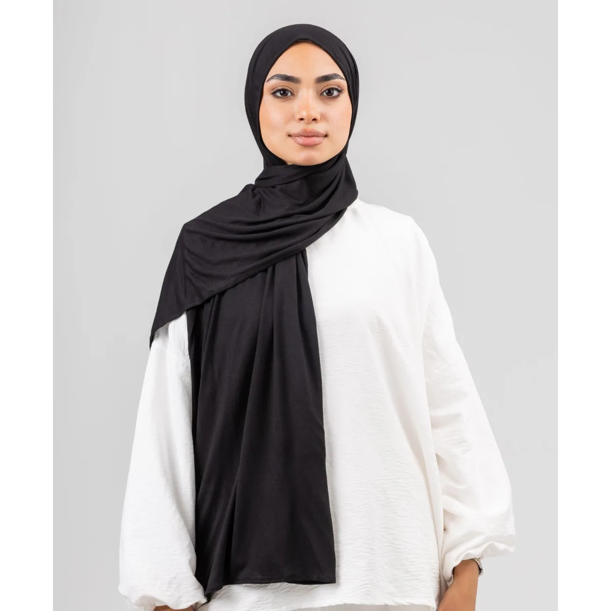 Le Voile Kuwaiti Basic Scarf