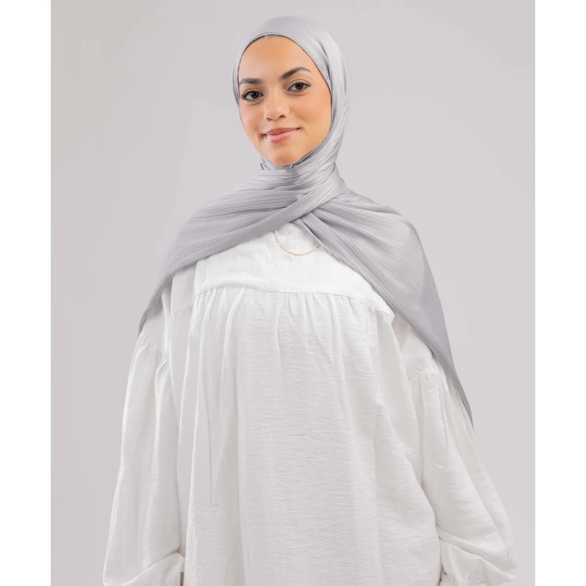 Le Voile Crinkle Elegant Scarf