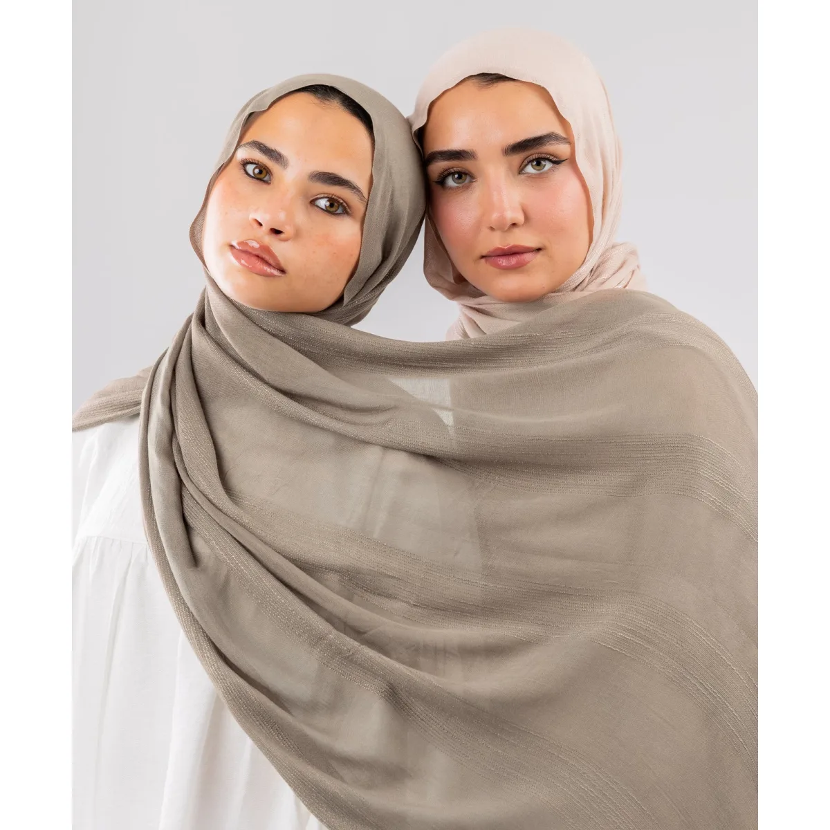 Le Voile Breeze Linen Scarf