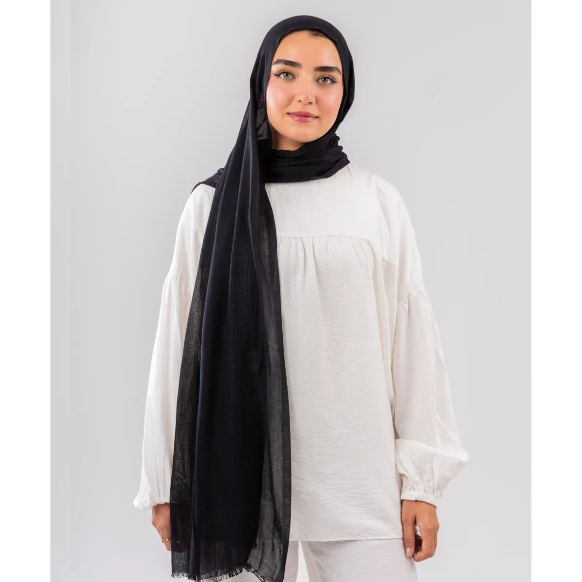 Le Voile Breeze Linen Scarf
