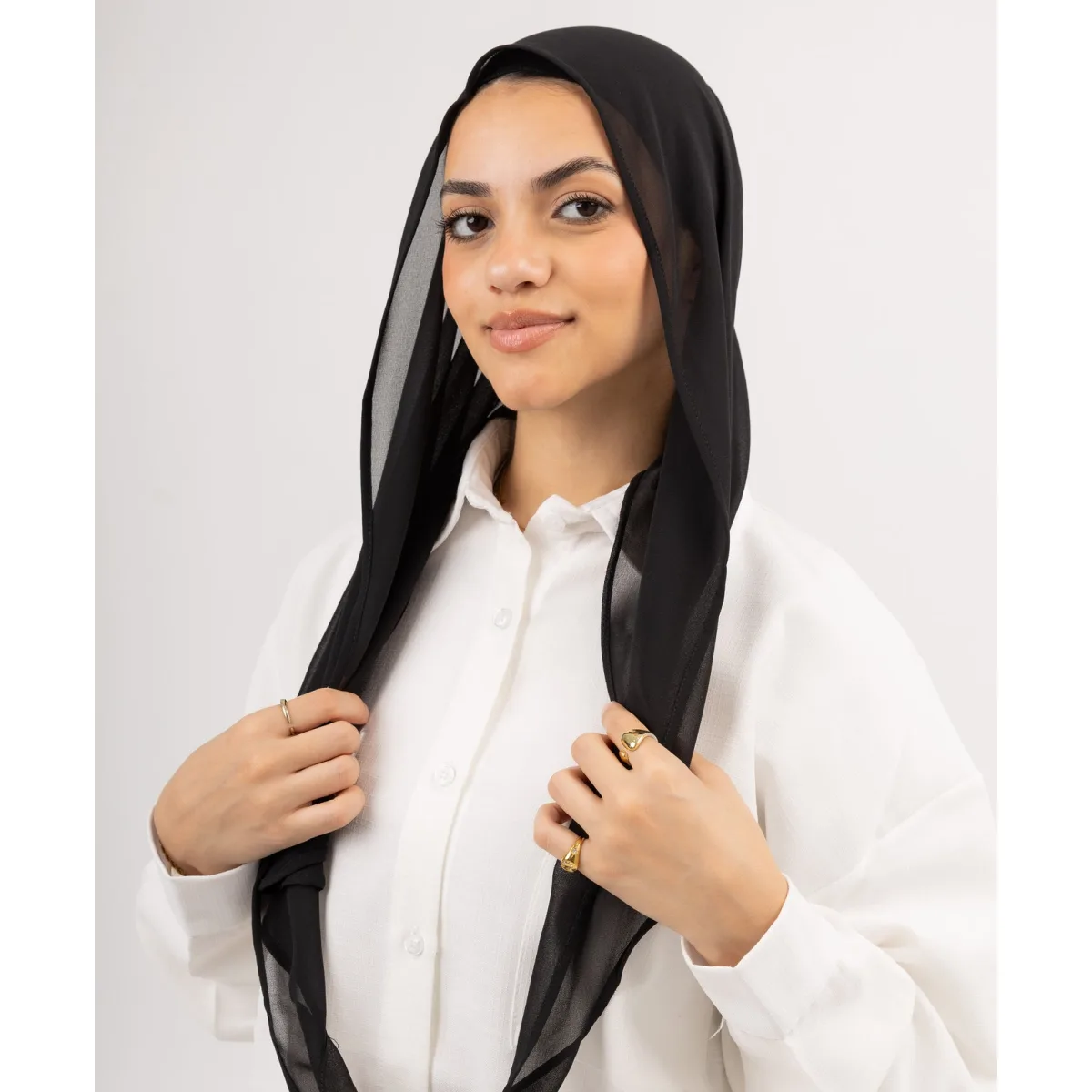 طرحة شيفون Easy Closed Wrap من لو فوال