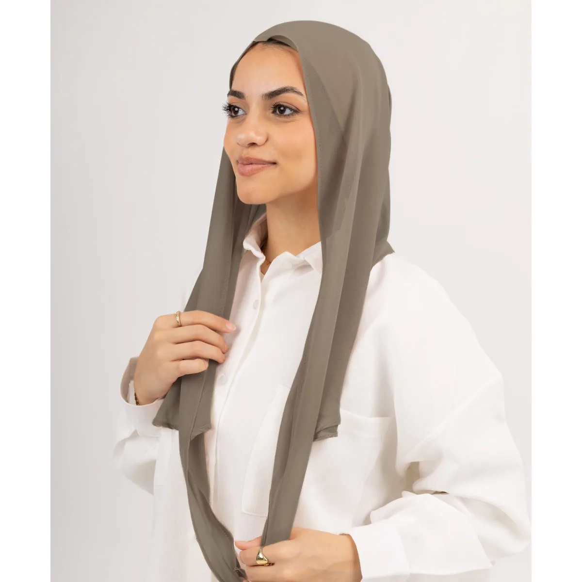طرحة شيفون Easy Closed Wrap من لو فوال
