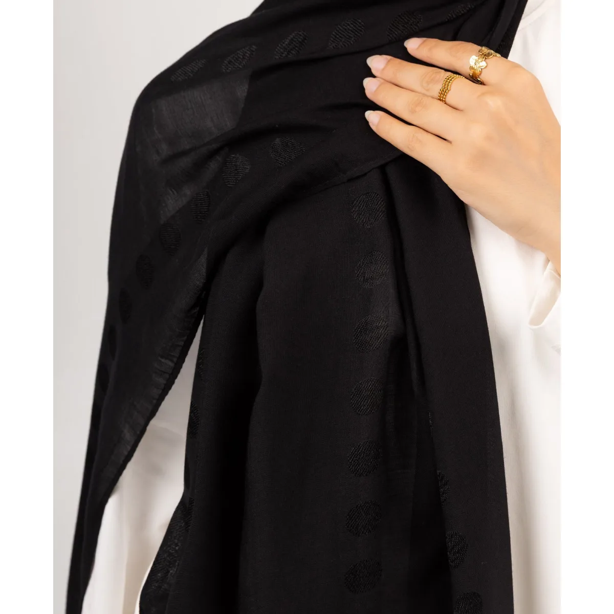 Le Voile Luxe Linen Scarf