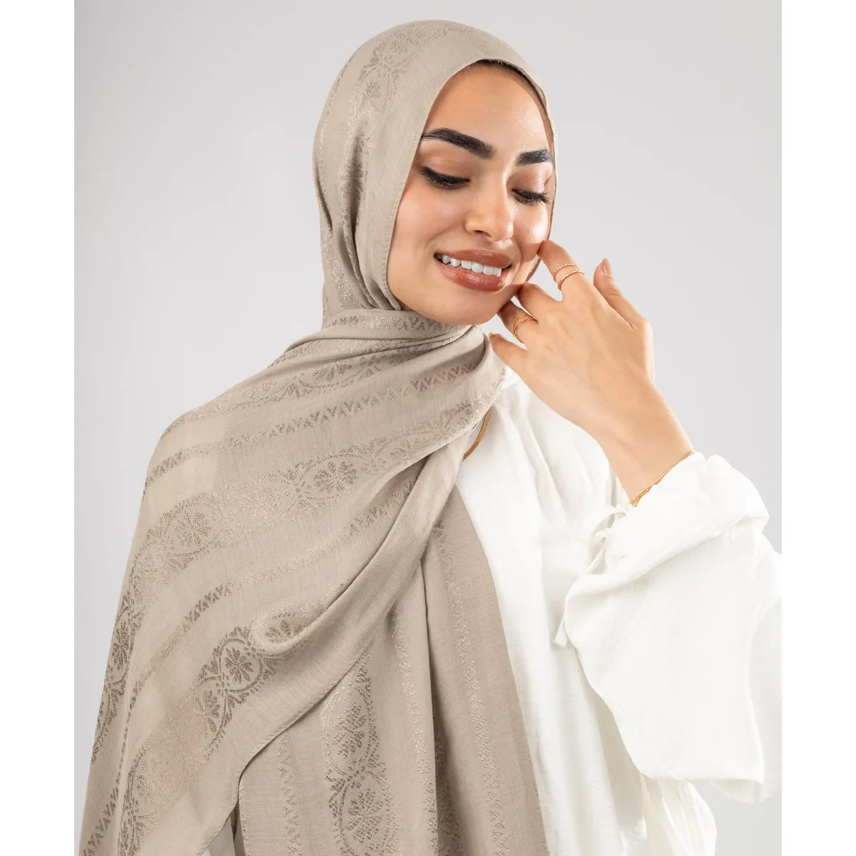 طرحة لينن Majestic من لو فوال