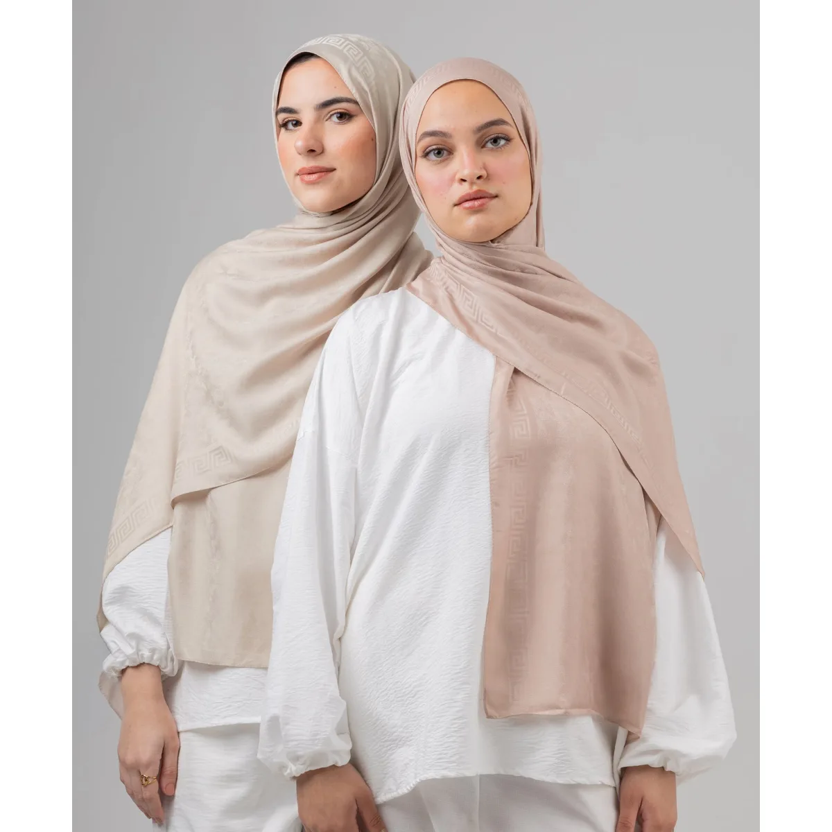 Le Voile Majesty Jacquard Scarf