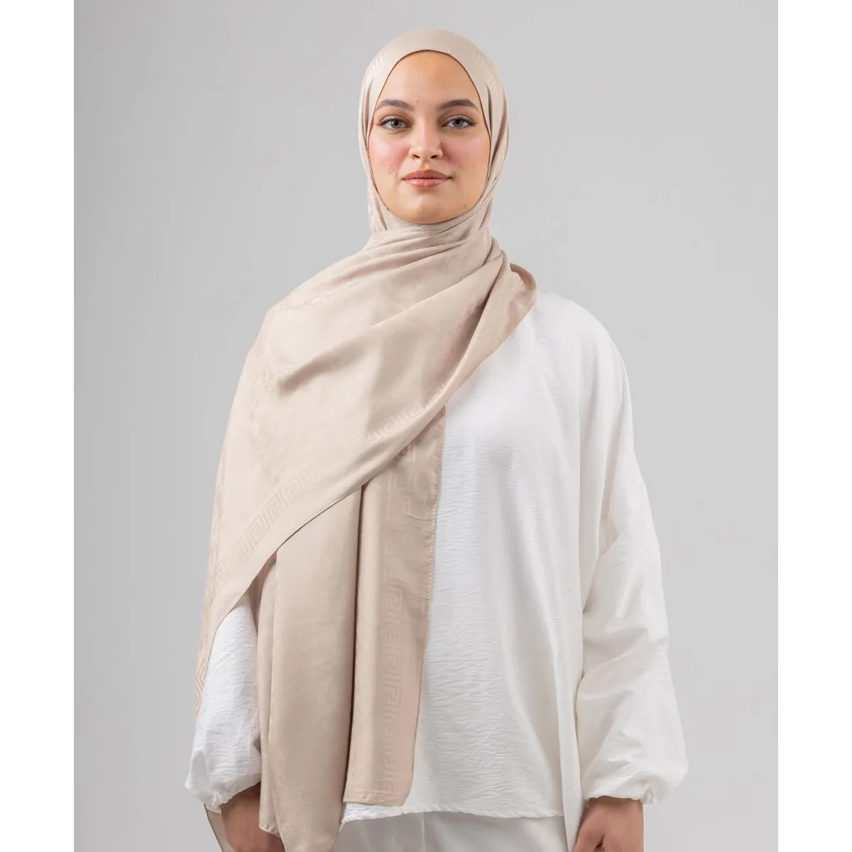 Le Voile Majesty Jacquard Scarf
