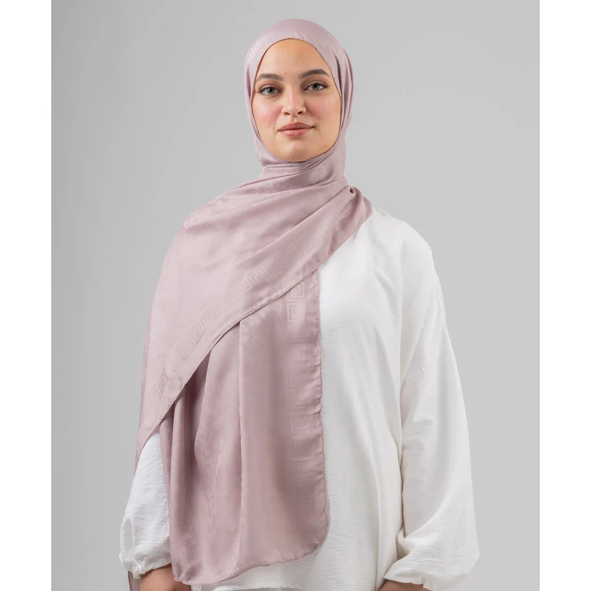 Le Voile Majesty Jacquard Scarf