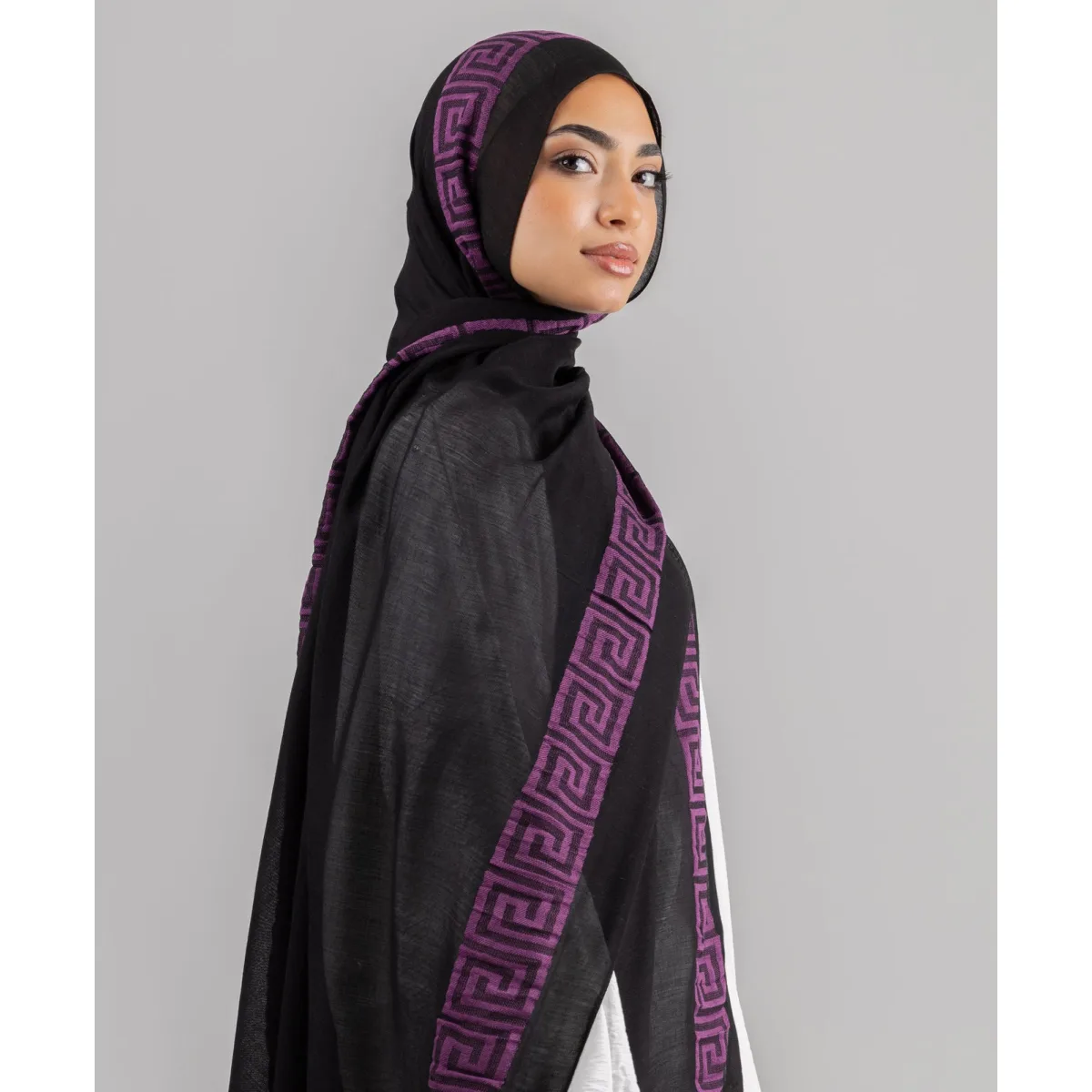 Le Voile Meander Majesty Linen Scarf