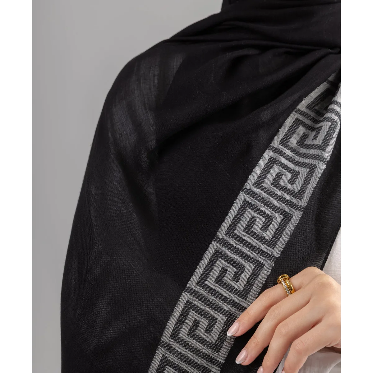 طرحة لينن Meander Majesty من لو فوال