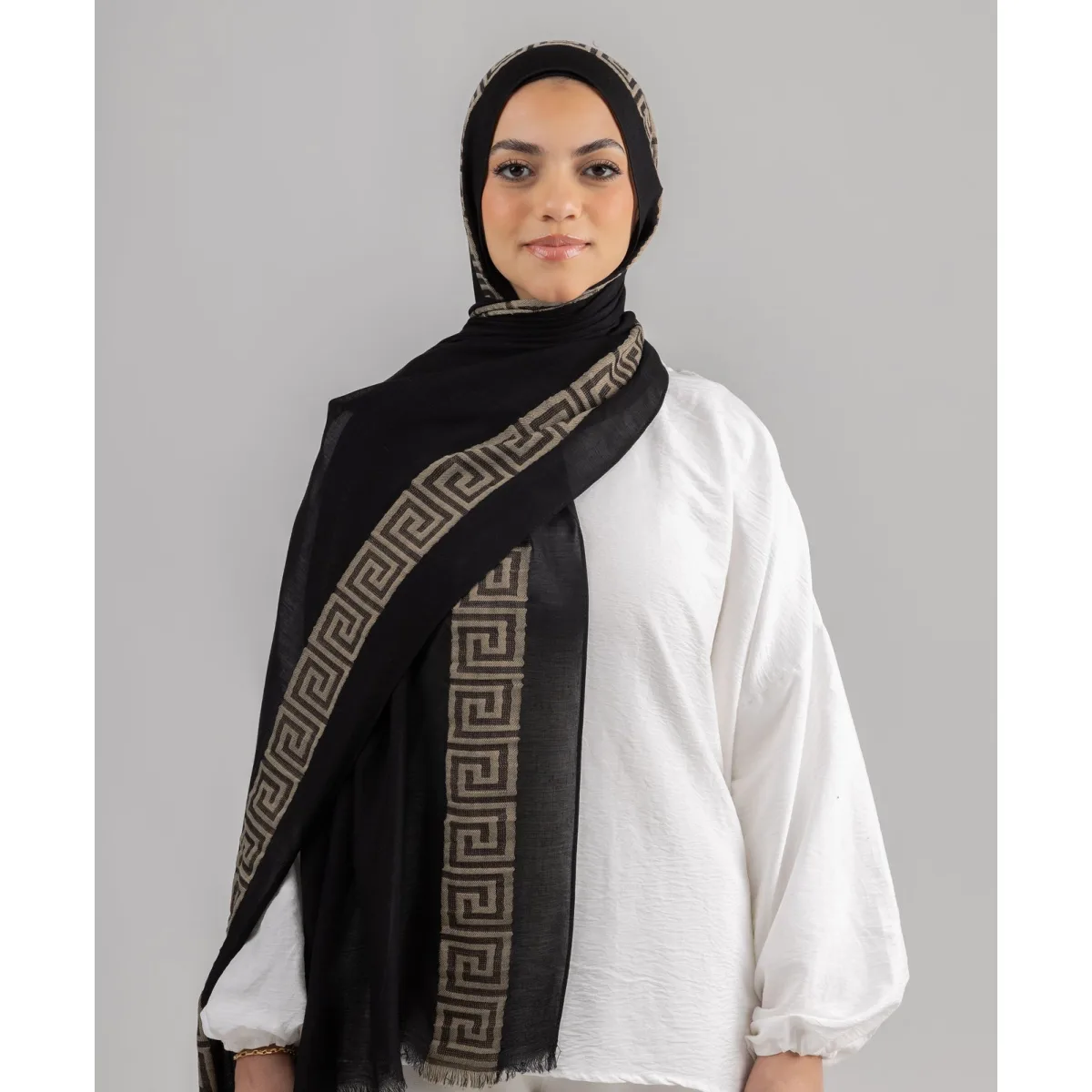 Le Voile Meander Majesty Linen Scarf