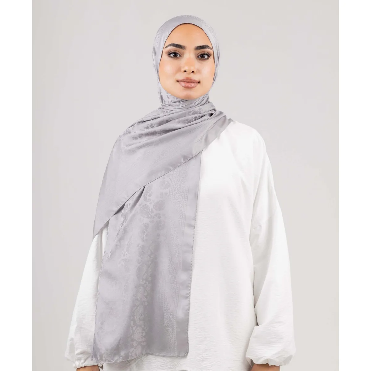 Le Voile Satin Jacquard Scarf