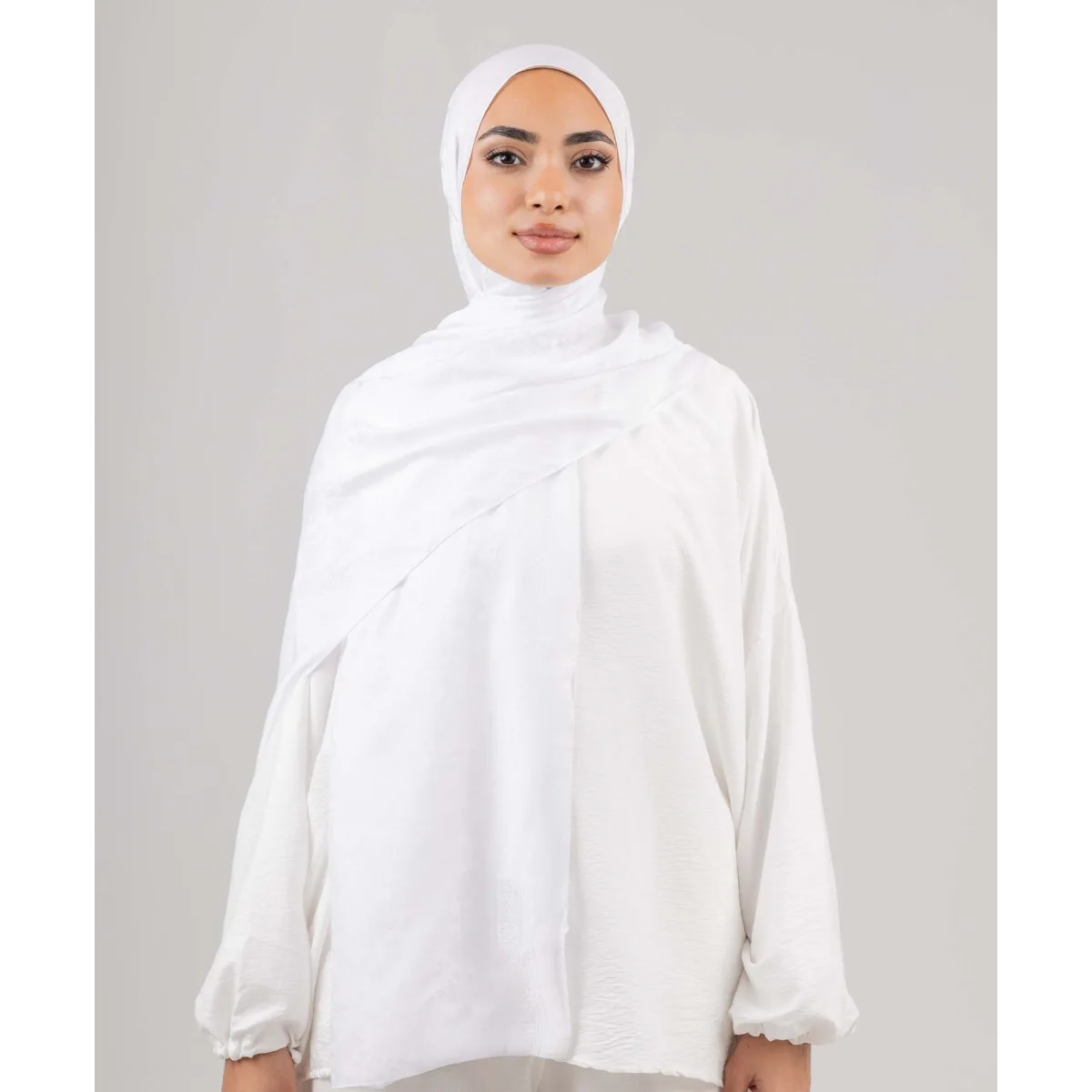 Le Voile Satin Jacquard Scarf