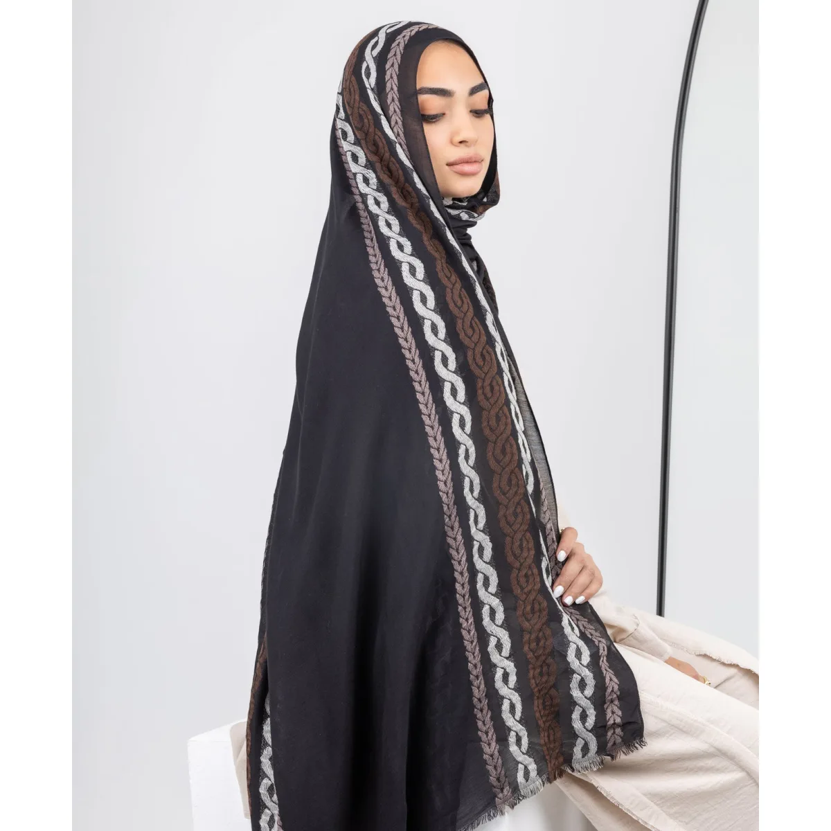 طرحة لينن Nightmare Glamour من لو فوال