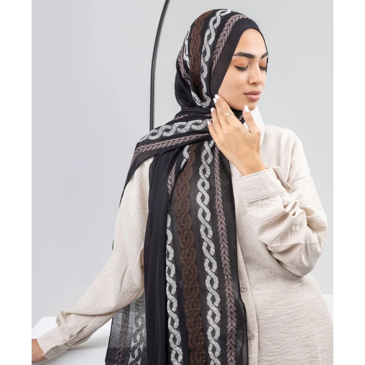 طرحة لينن Nightmare Glamour من لو فوال
