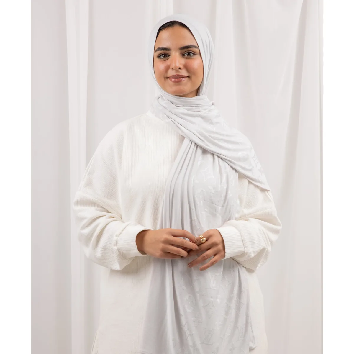 طرحة قطن ليكرا Neat من لو فوال