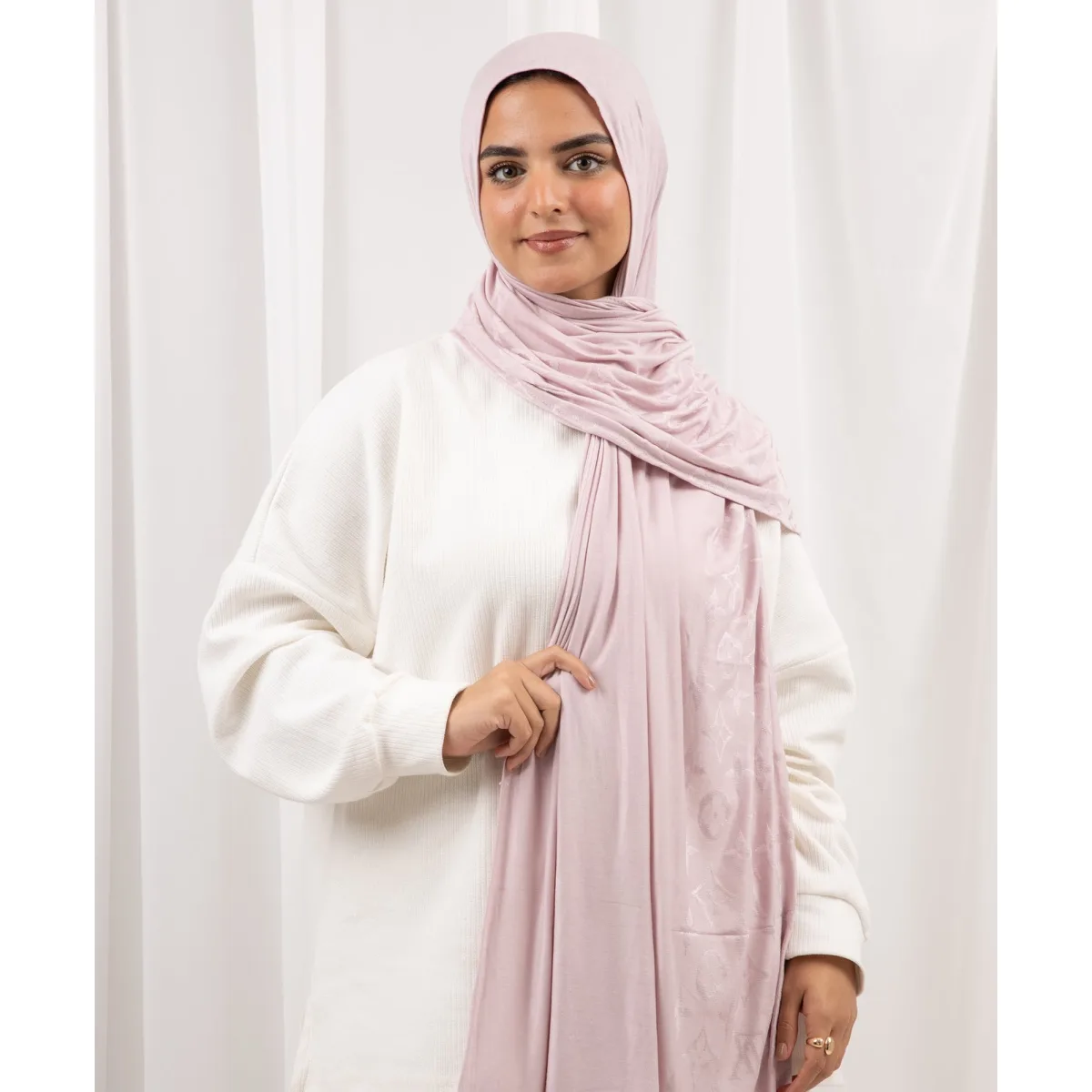 طرحة قطن ليكرا Neat من لو فوال
