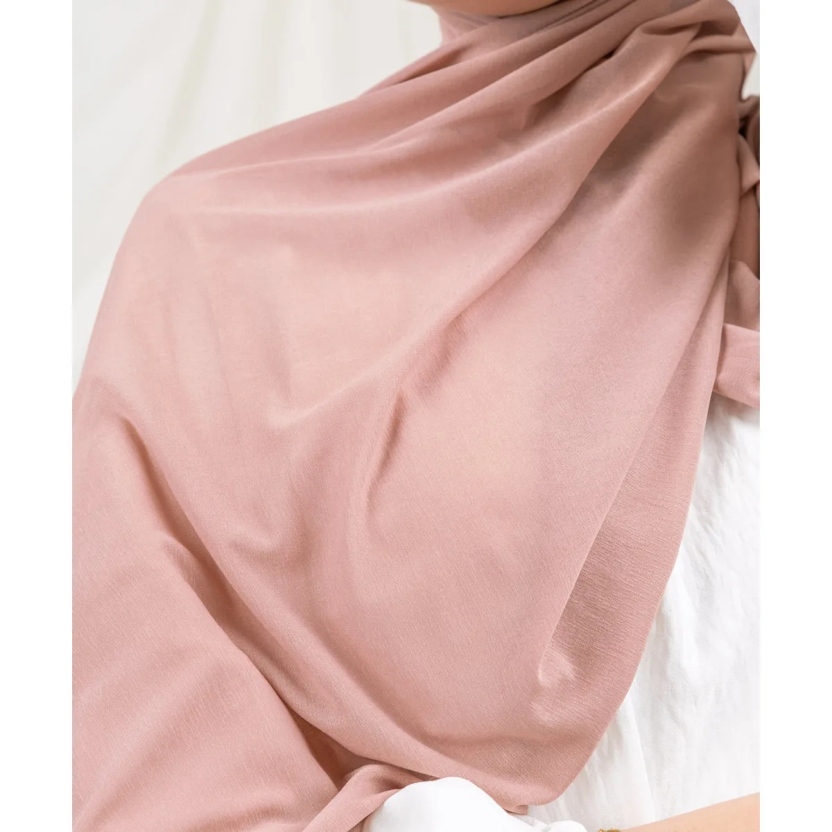 Le Voile Soft Lycra Scarf
