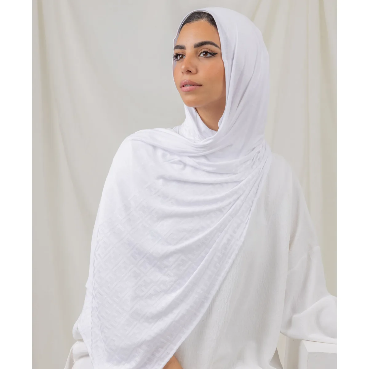 Le Voile Plain F Lycra Scarf