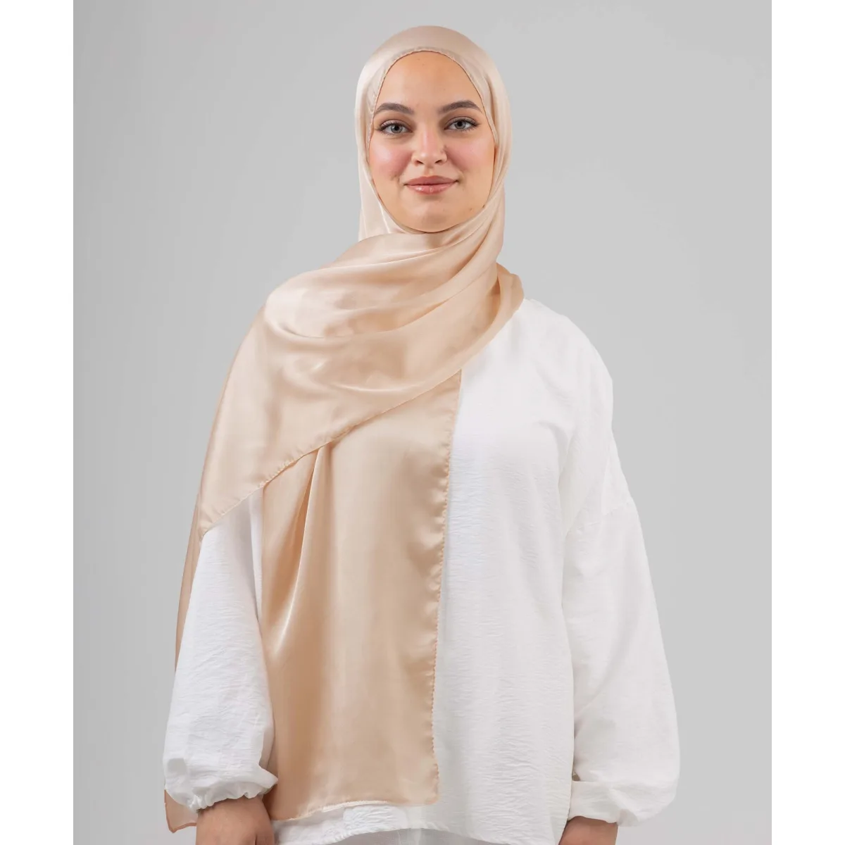 طرحة سيلك سادة من لو فوال