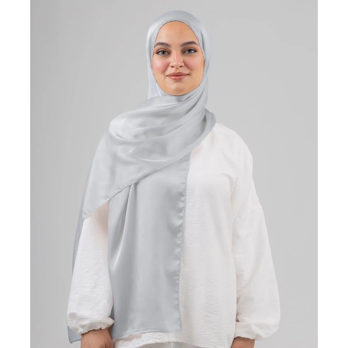 طرحة سيلك سادة من لو فوال