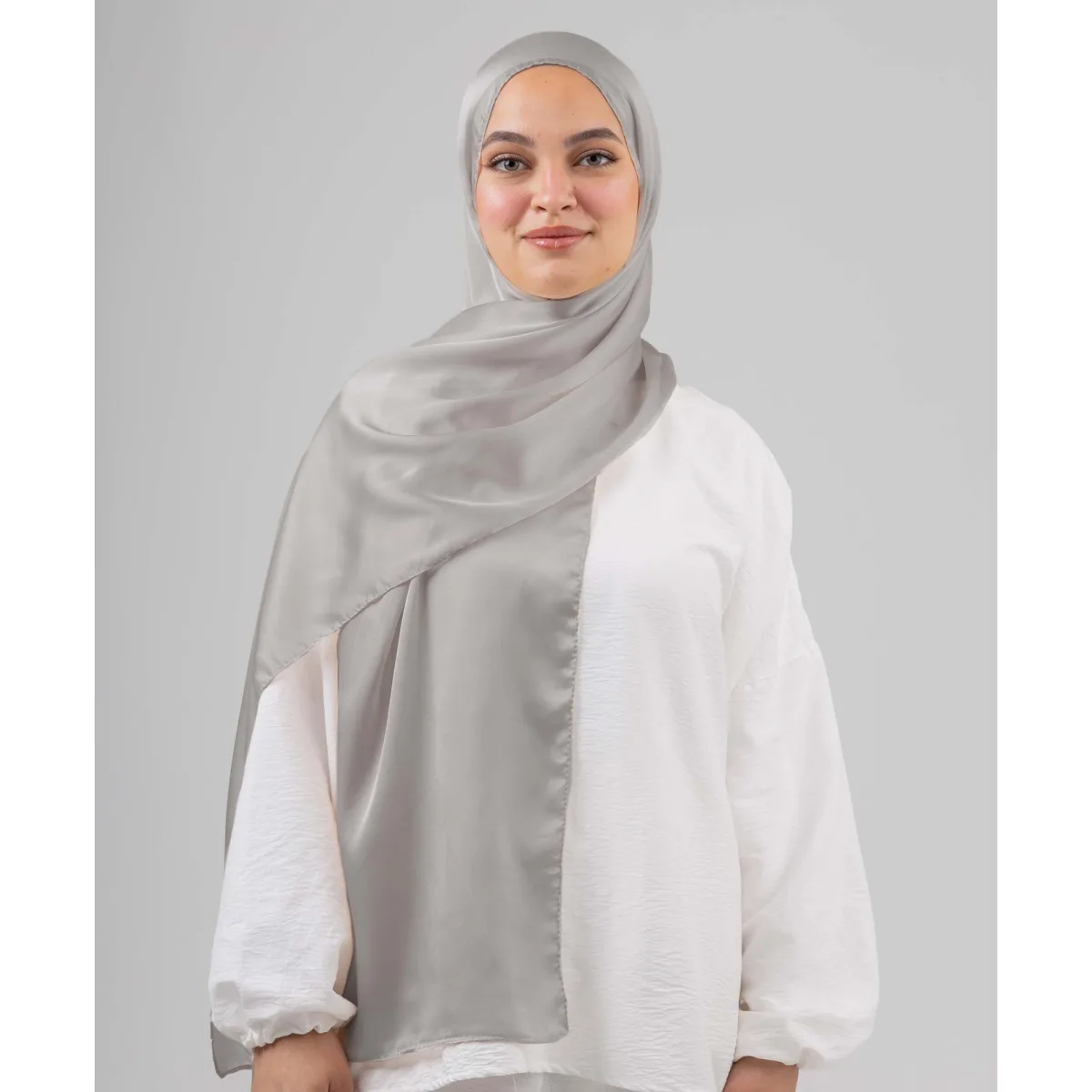 طرحة سيلك سادة من لو فوال